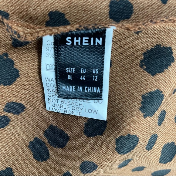 SHEIN Women’s Animal Print Long Sleeve Smocked Neck & Waist Midi Dress - Picture 11 of 12